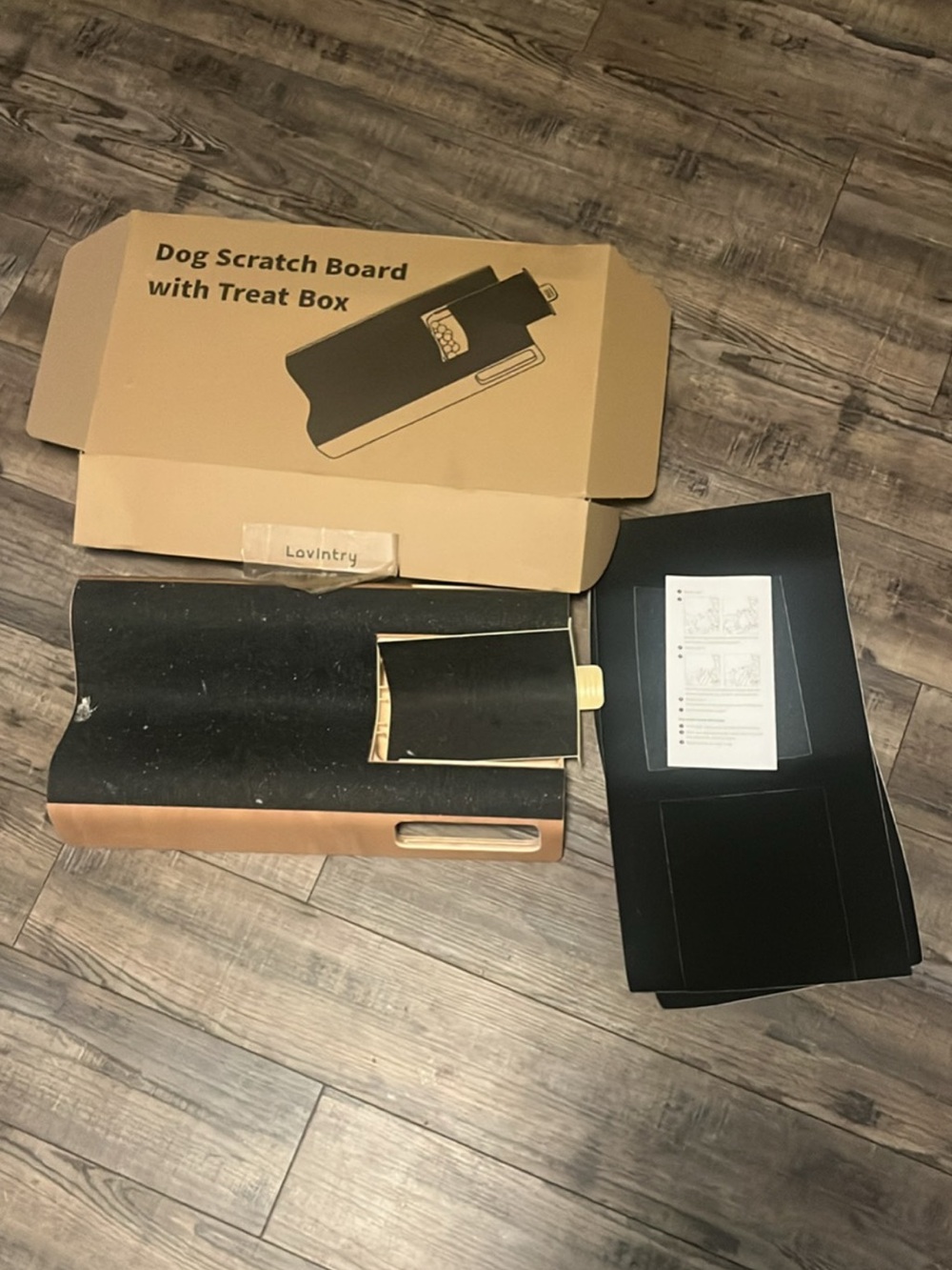 Dog nail scratch board